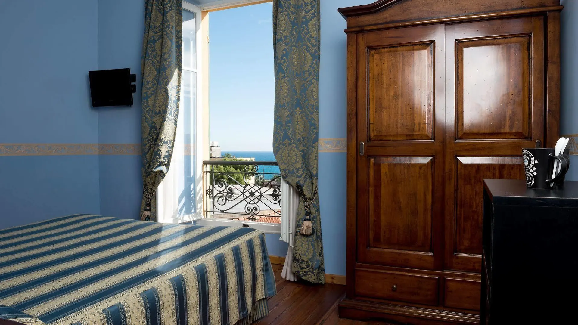 Hotel Belle Epoque location